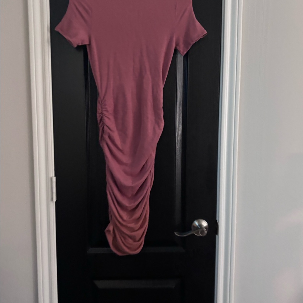 Express Dusty Rose Ruched Midi Dress